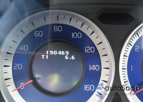 2013 Volvo S60 T6/T6 Platinum/T6 Premier Plus/T6 R-Design/T6 R-Design Platinum z USA, uszkodzony, nr VIN YV1902FHXD1216271